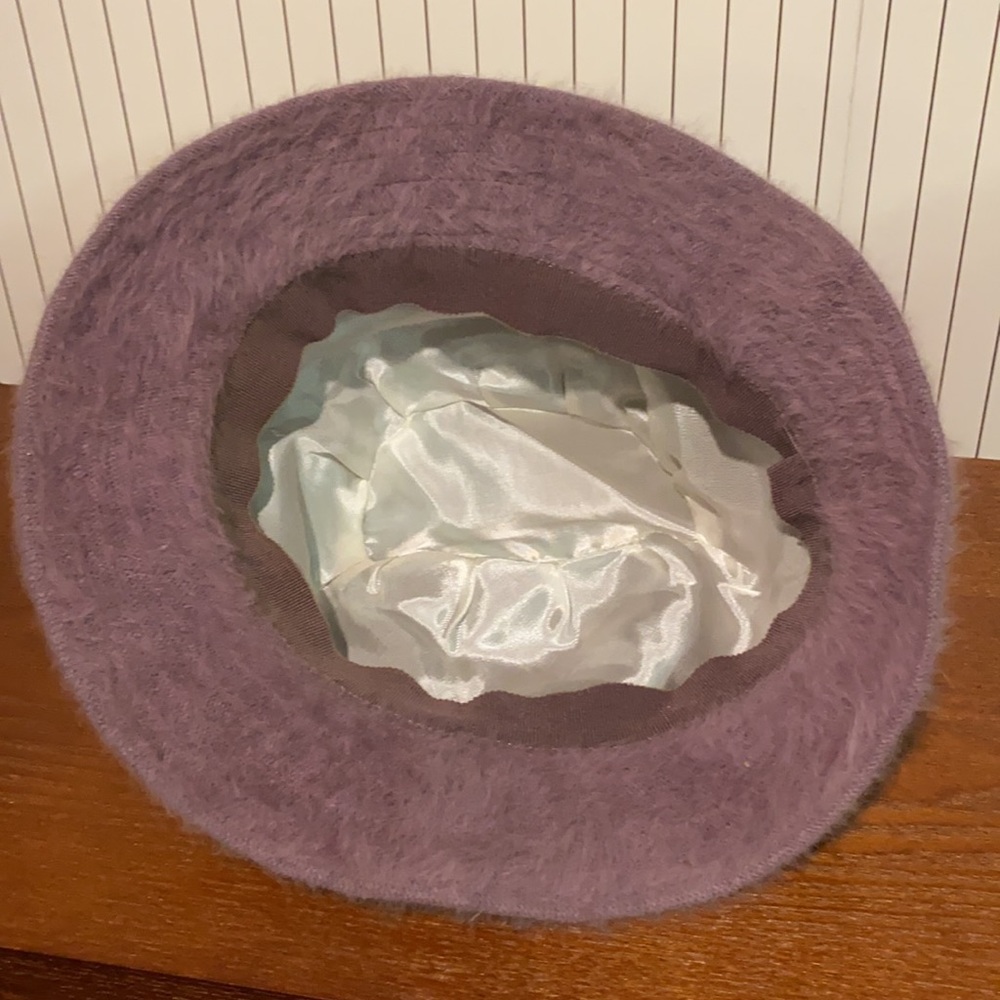 Rabbit fur lilac bowler hat - Picture 3 of 7